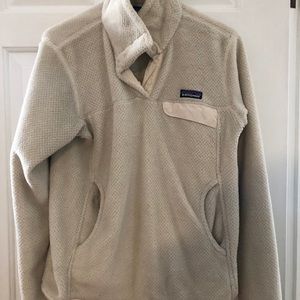 Women’s Patagonia pullover
